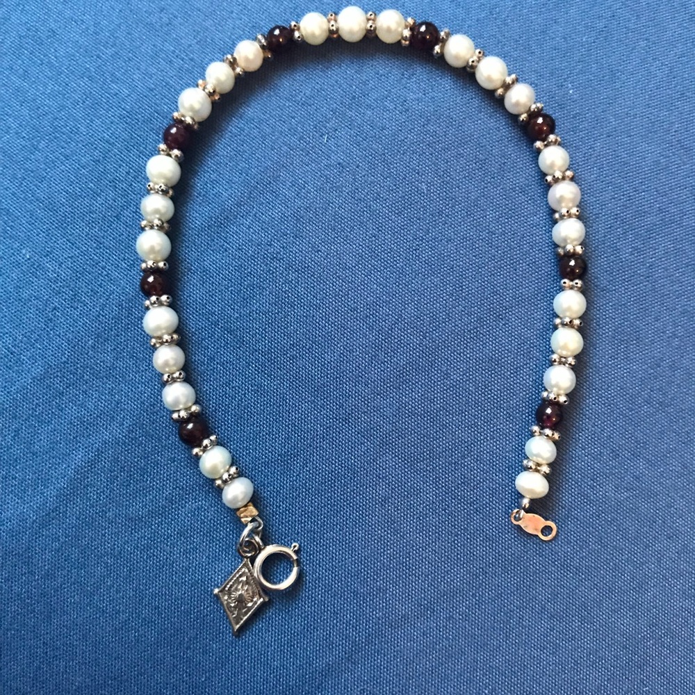 Pi Beta Phi wine and pearl bracelet
